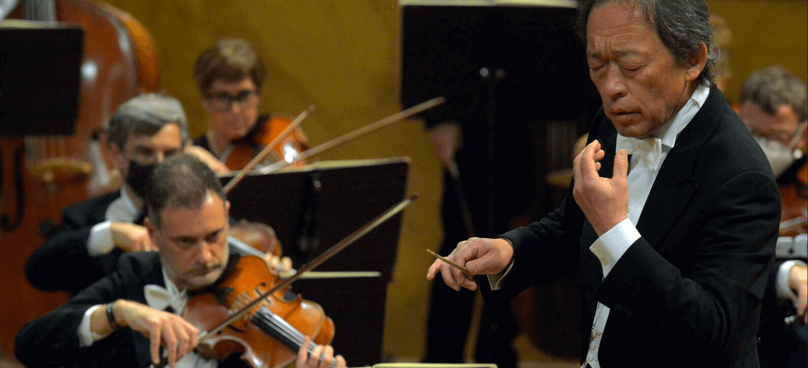 Myung-Whun Chung conducts Mozart and Mahler
