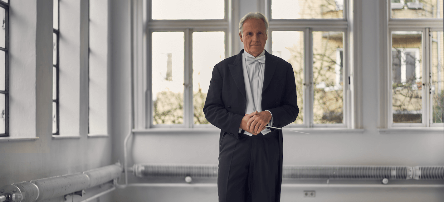 Markus Stenz conducts Haydn and Brahms