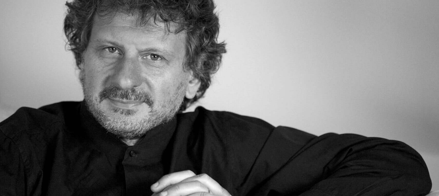 Manlio Benzi conducts Chopin and Sibelius